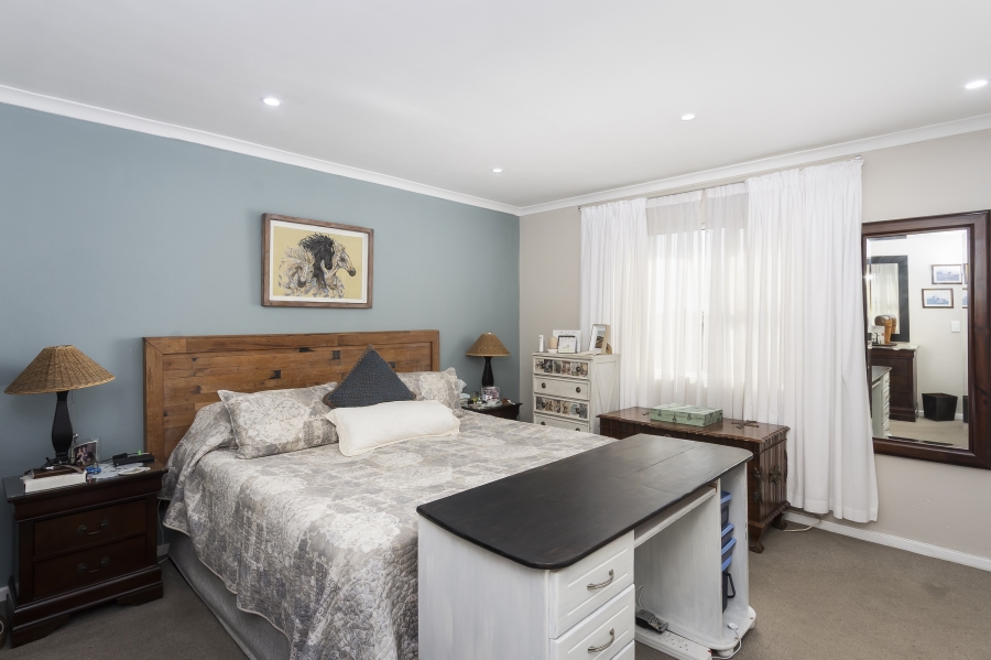 To Let 2 Bedroom Property for Rent in Heritage Park Western Cape
